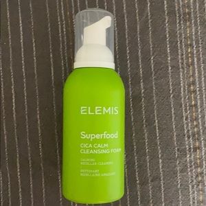 Elemis Superfood Cica Calm Cleansing Foam